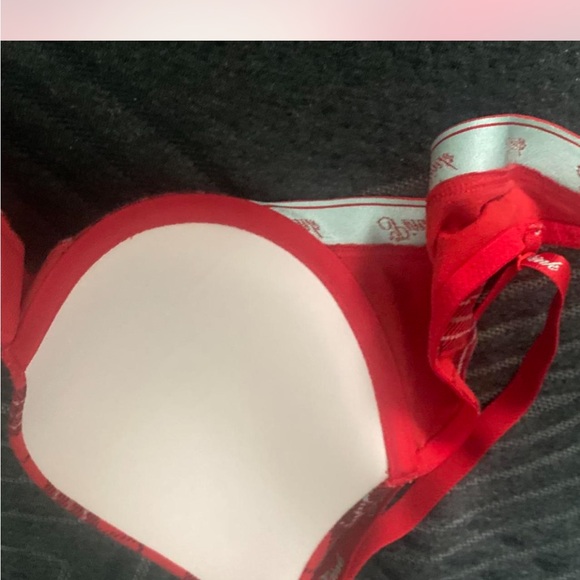 PINK Victoria's Secret Red Bra Intimates & Sleepwear - Picture 4 of 4